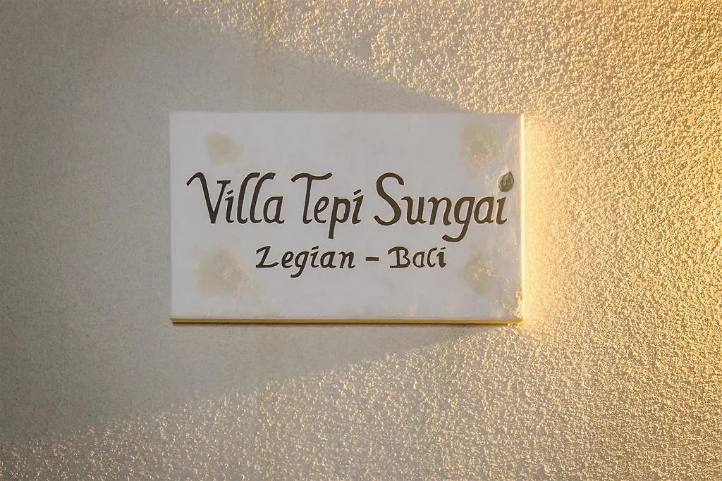 Villa Tepi Sungai Legian   Legian (Bali)