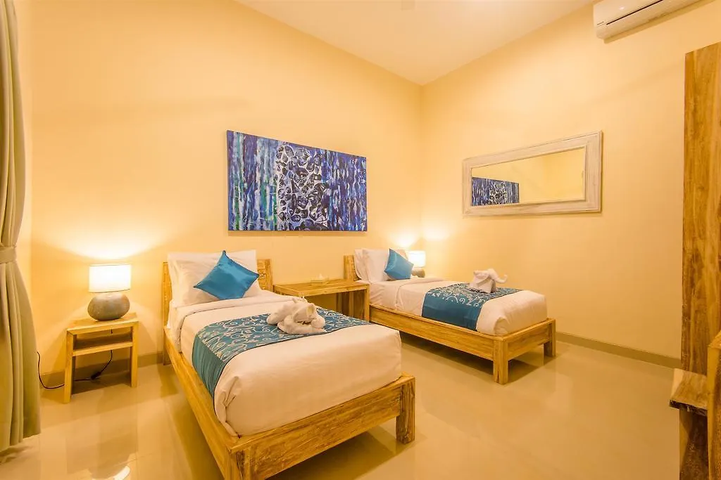 Villa Tepi Sungai Legian
