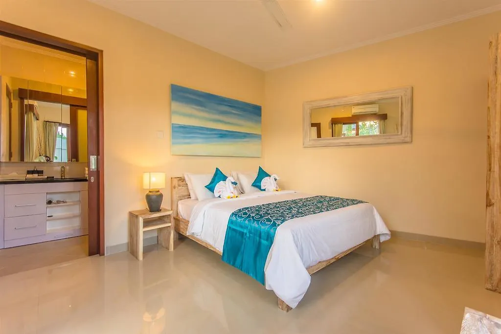 Villa Tepi Sungai Legian